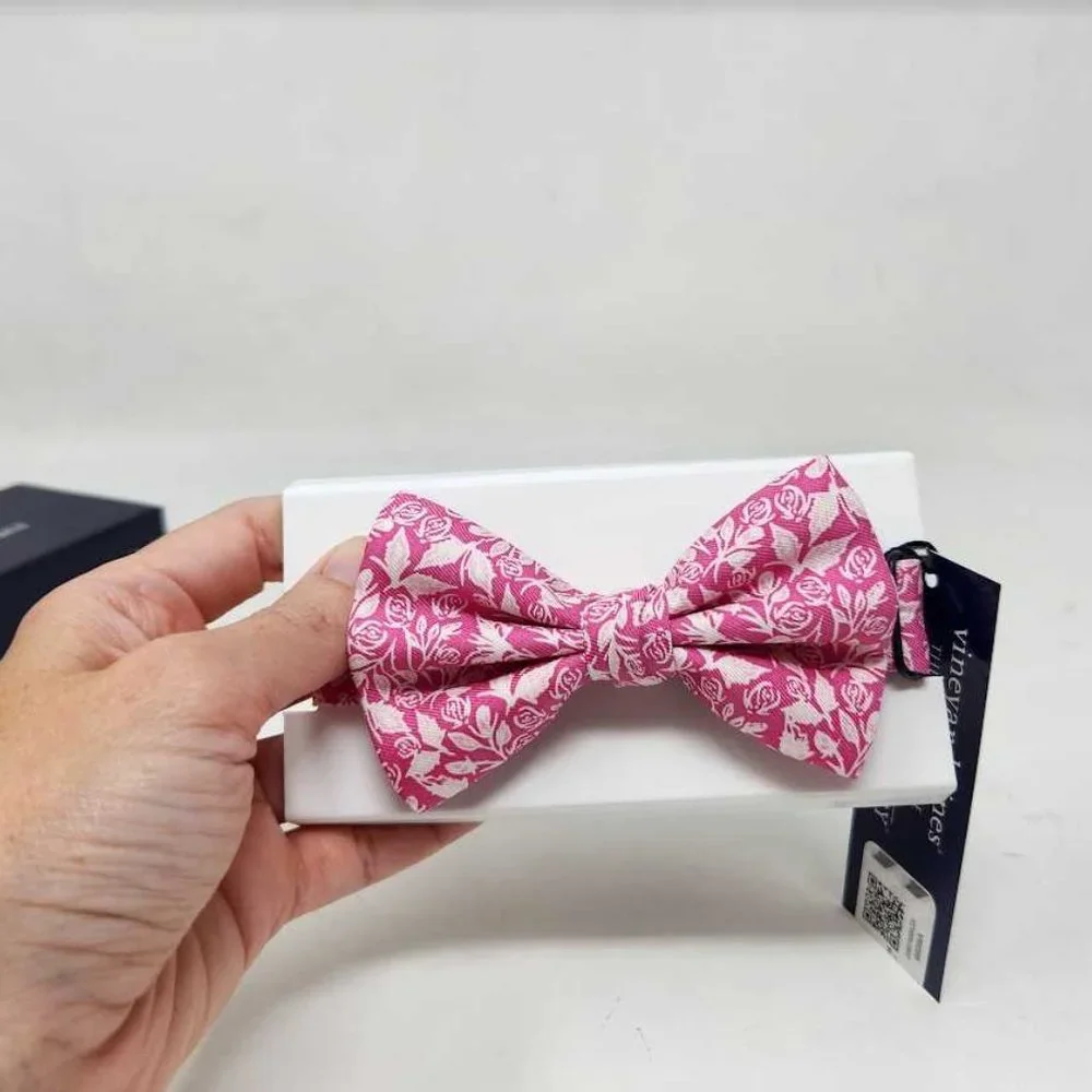 New boys Vineyard Vines Kentucky Derby rose floral bow tie